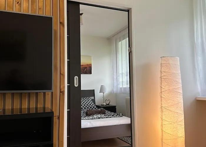 Cozy Near Centre Lägenhet Prag